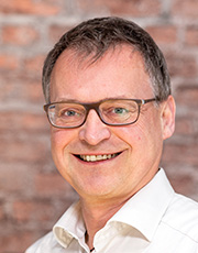 Joachim Naumann - Volksbank Mittelhessen Joachim Naumann - Volksbank Mittelhessen